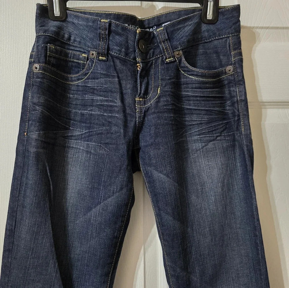Guess Y2K Low Rise Daredevil Bootcut Jeans, Dark Wash, Size 28/32, EUC! - Picture 3 of 11